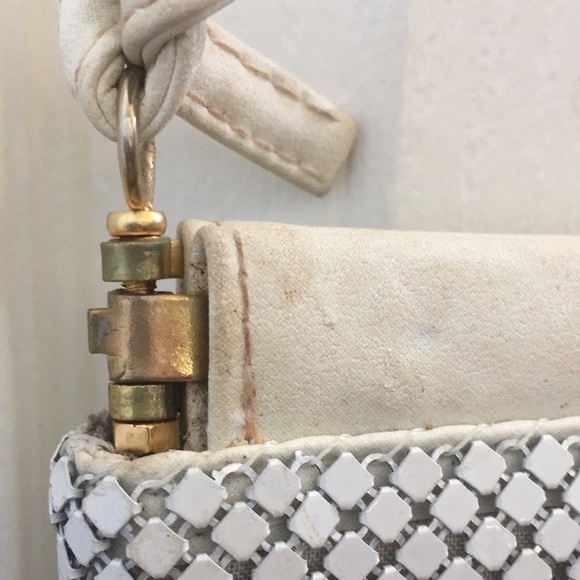 LADIES’ Whiting and Davis International Mesh Purse - Picture 6 of 10